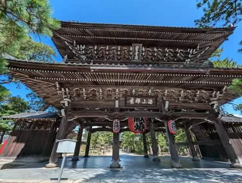 Kyoto Amanohashidate, Ine Funaya, and Ine Bay Day Tour (from Osaka or Kyoto) - Keep Good Trip
