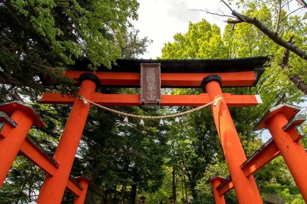 Tokyo: Mount Fuji, Lake Kawaguchi and Oshino Hakkai Bus Tour - Keep Good Trip