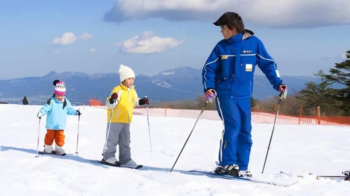 From Tokyo: Mount Fuji Yeti Ski Resort Day Trip - Keep Good Trip