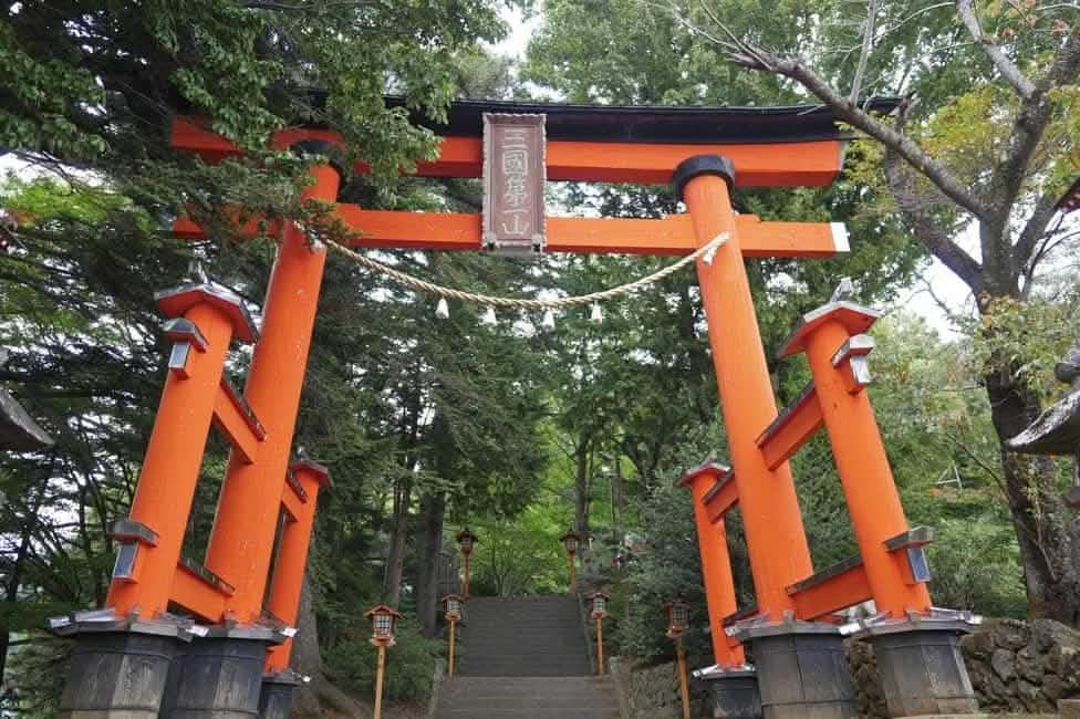 Tokyo: Full - Day Tour to the Best Scenic Spots of Mount Fuji - Keep Good Trip